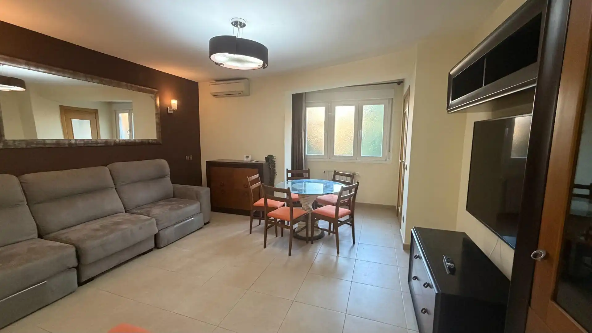 Wohnzimmer von Wohnung zur Miete in Madrid mit Klimaanlage, Heizung und Möbliert