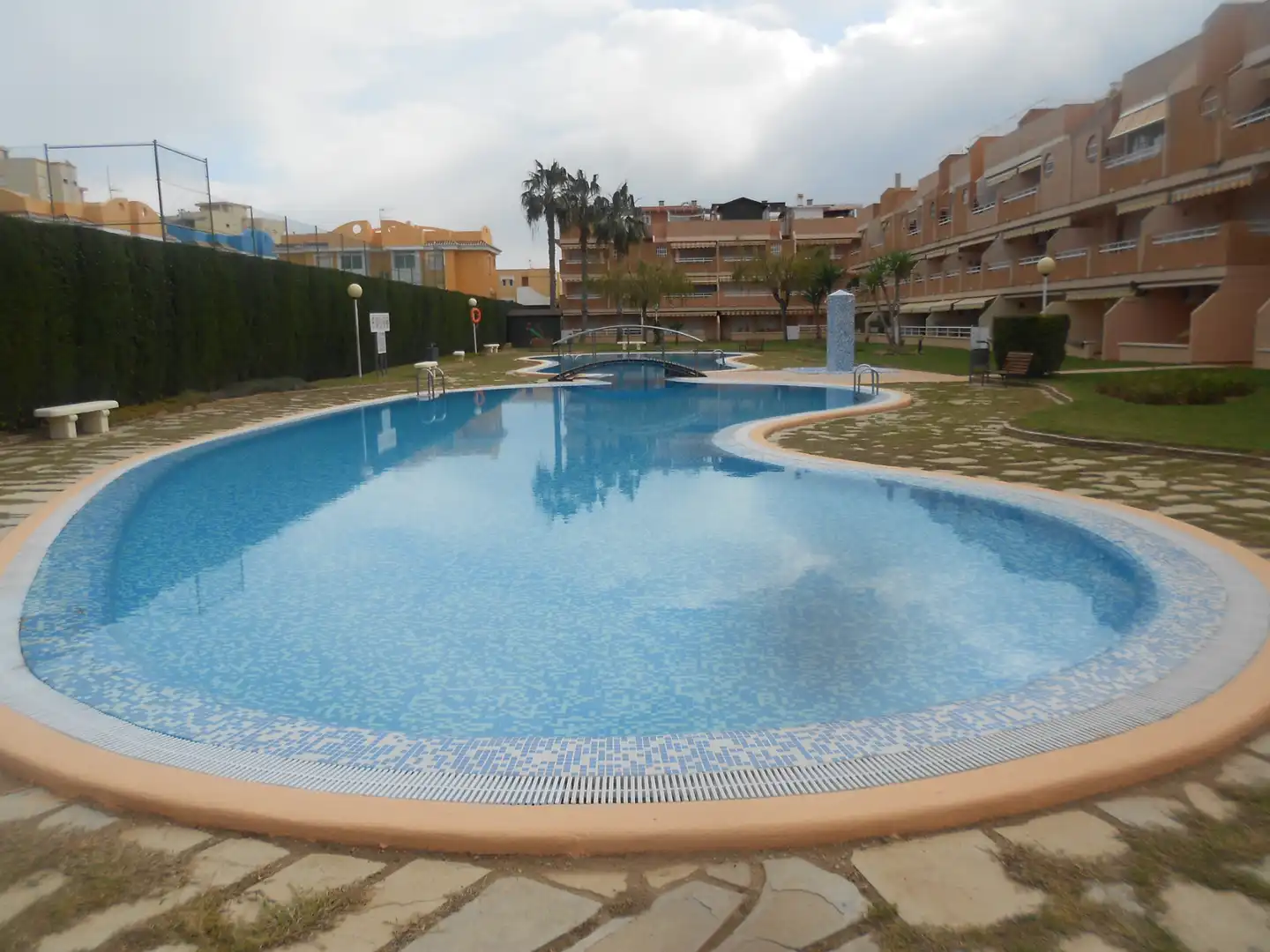 Schwimmbecken von Dachboden zur Miete in Xeraco mit Terrasse, Möbliert und Ofen