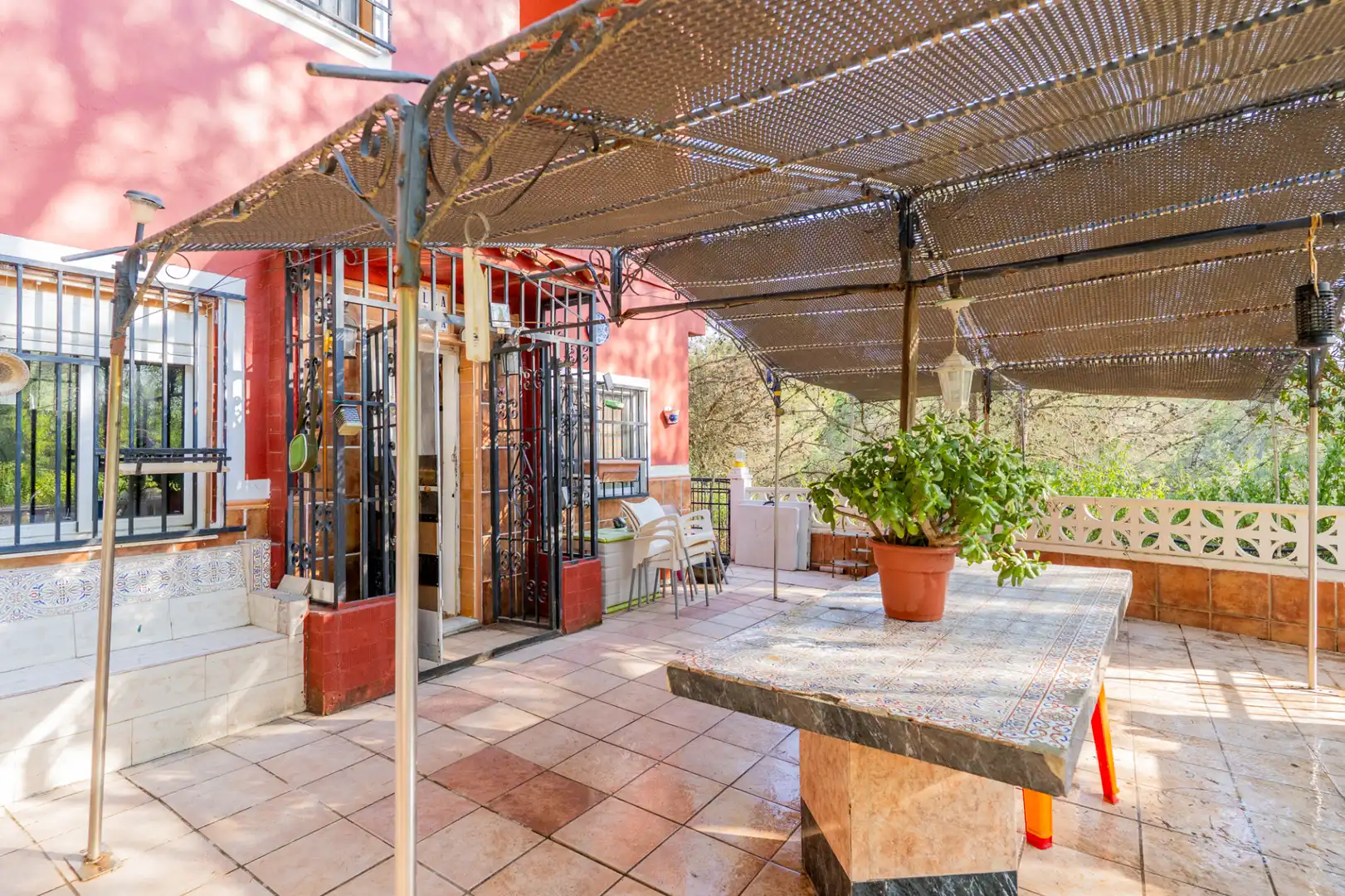 Terrassa de Casa o xalet en venda en Segorbe amb Jardí privat, Terrassa i Piscina