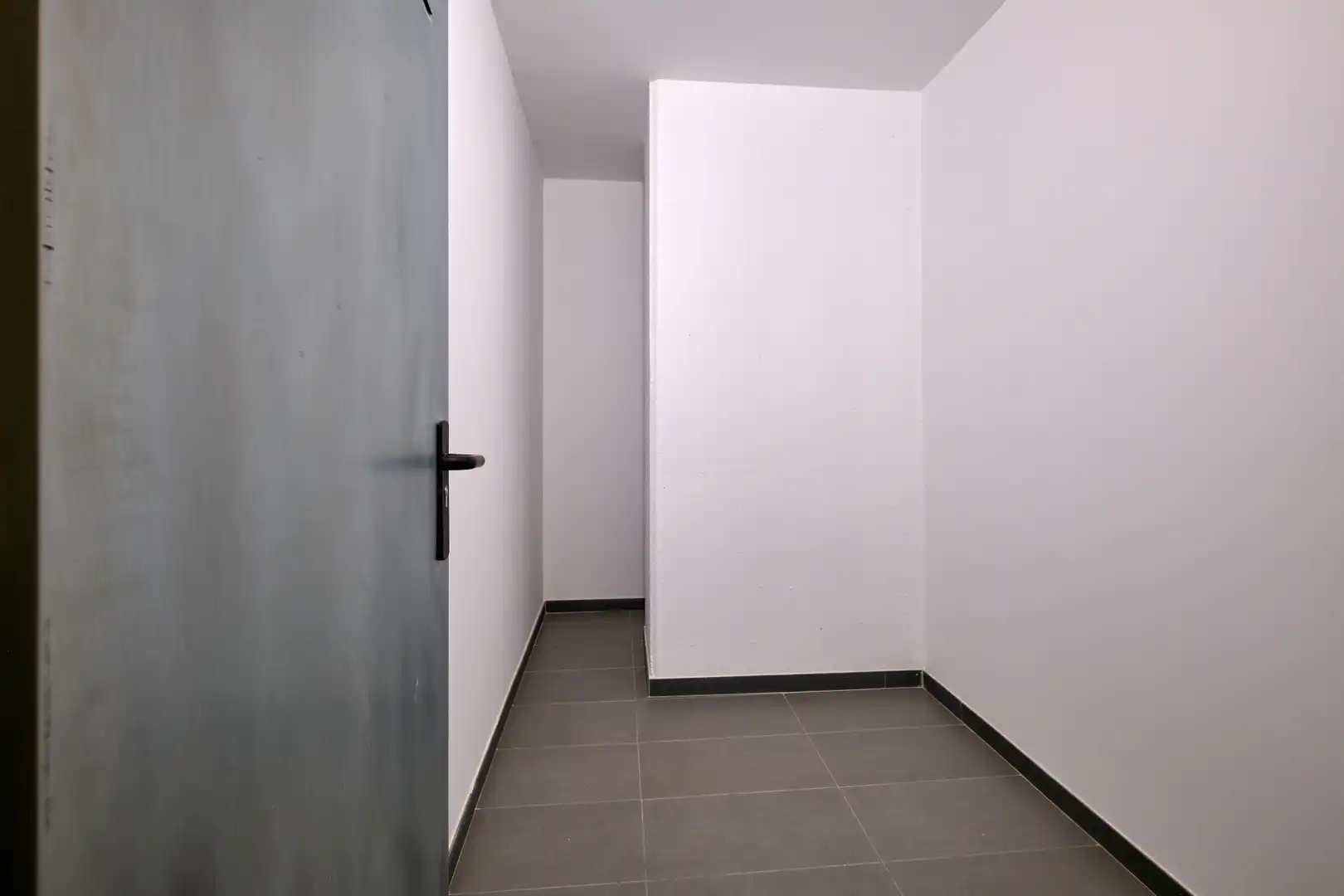 Wohnung zur Miete in Madrid mit Klimaanlage, Terrasse und Abstellraum