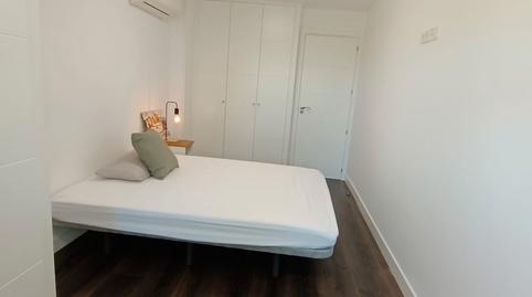 Foto 3 de Piso de alquiler en Calle de Rafael Fernández Hijicos, 33, Palomeras Sureste,  Madrid Capital