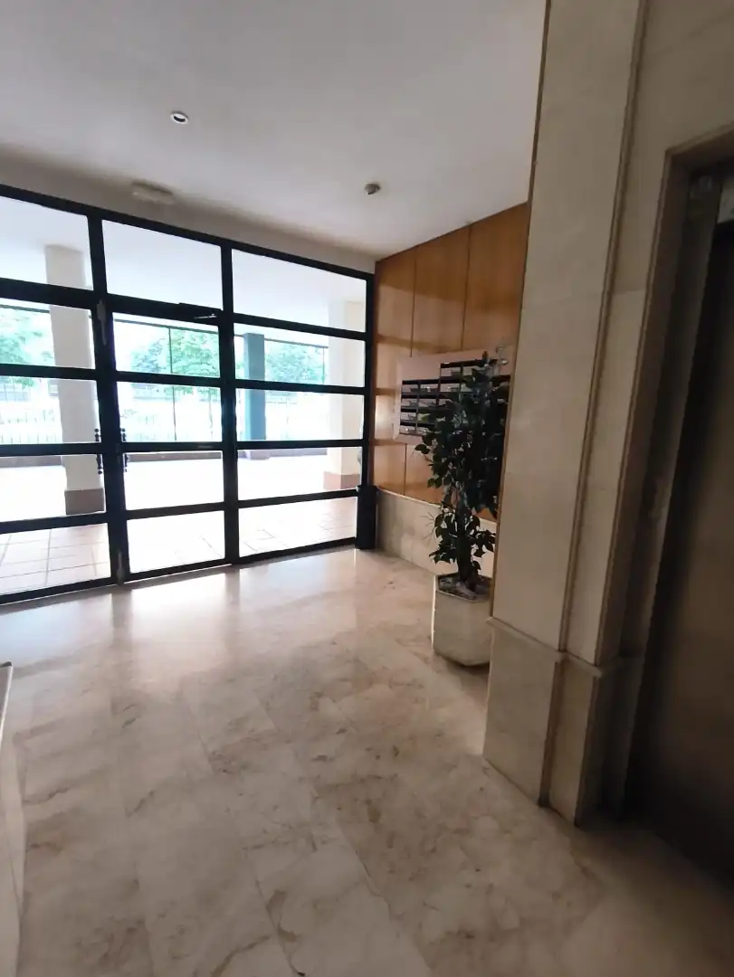 Flat for sale in Madrid  with Air Conditioner, Heating and Storage room