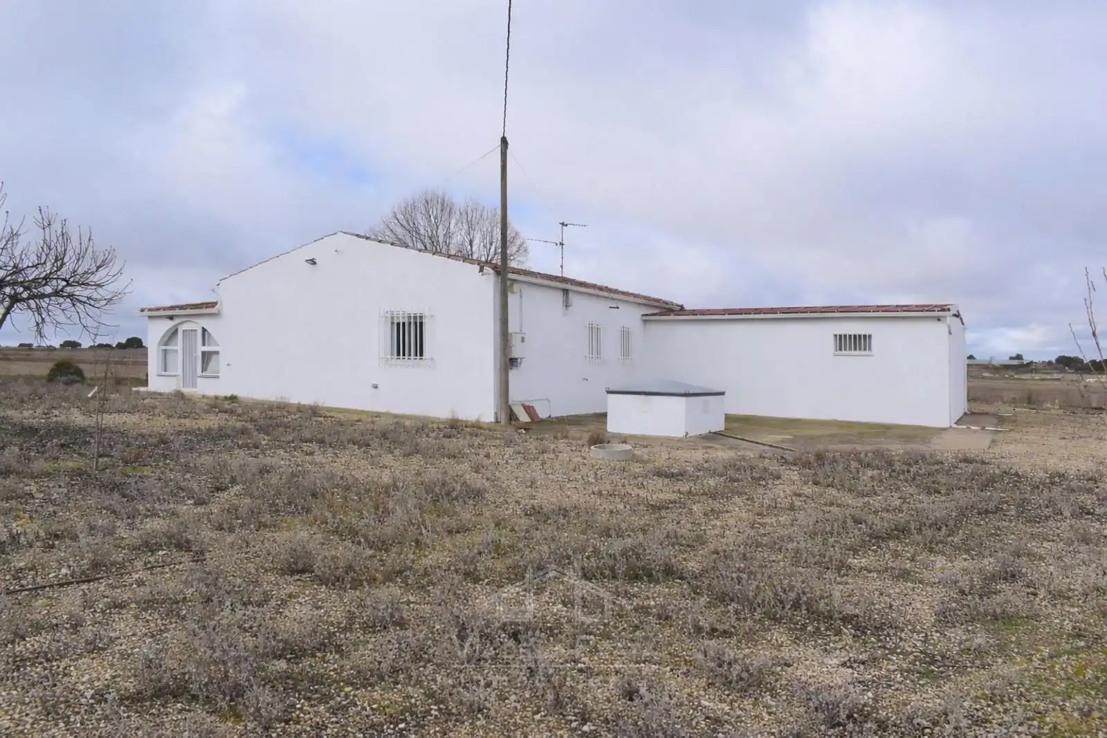 Vista exterior de Casa o xalet en venda en La Fuente de San Esteban  amb Calefacció, Terrassa i Traster