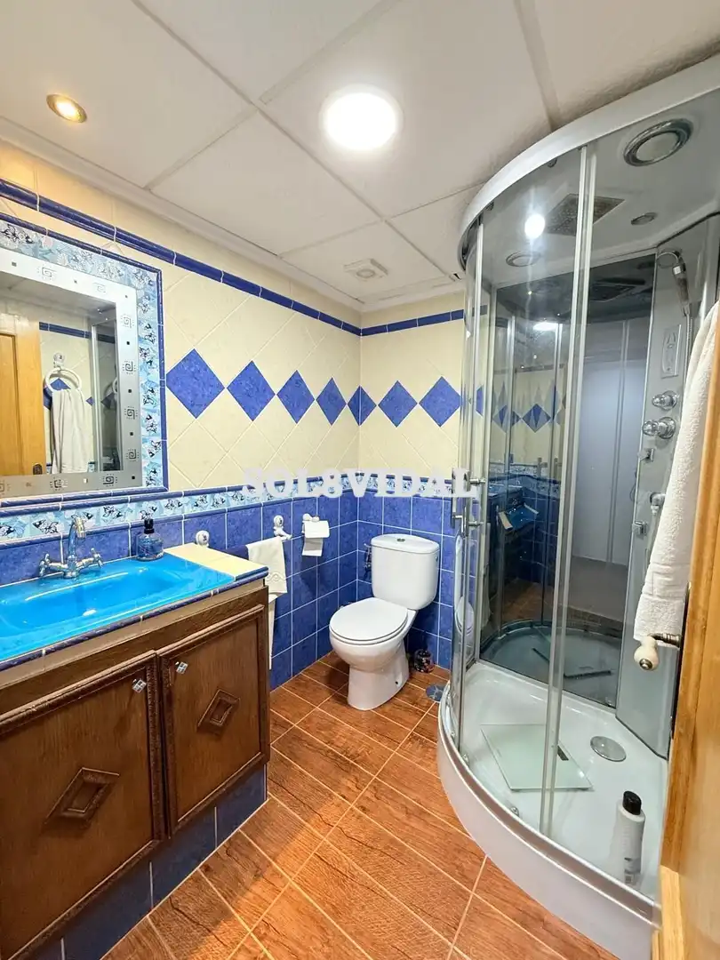 Bany de Àtic en venda en Orihuela amb Aire condicionat, Terrassa i Balcó