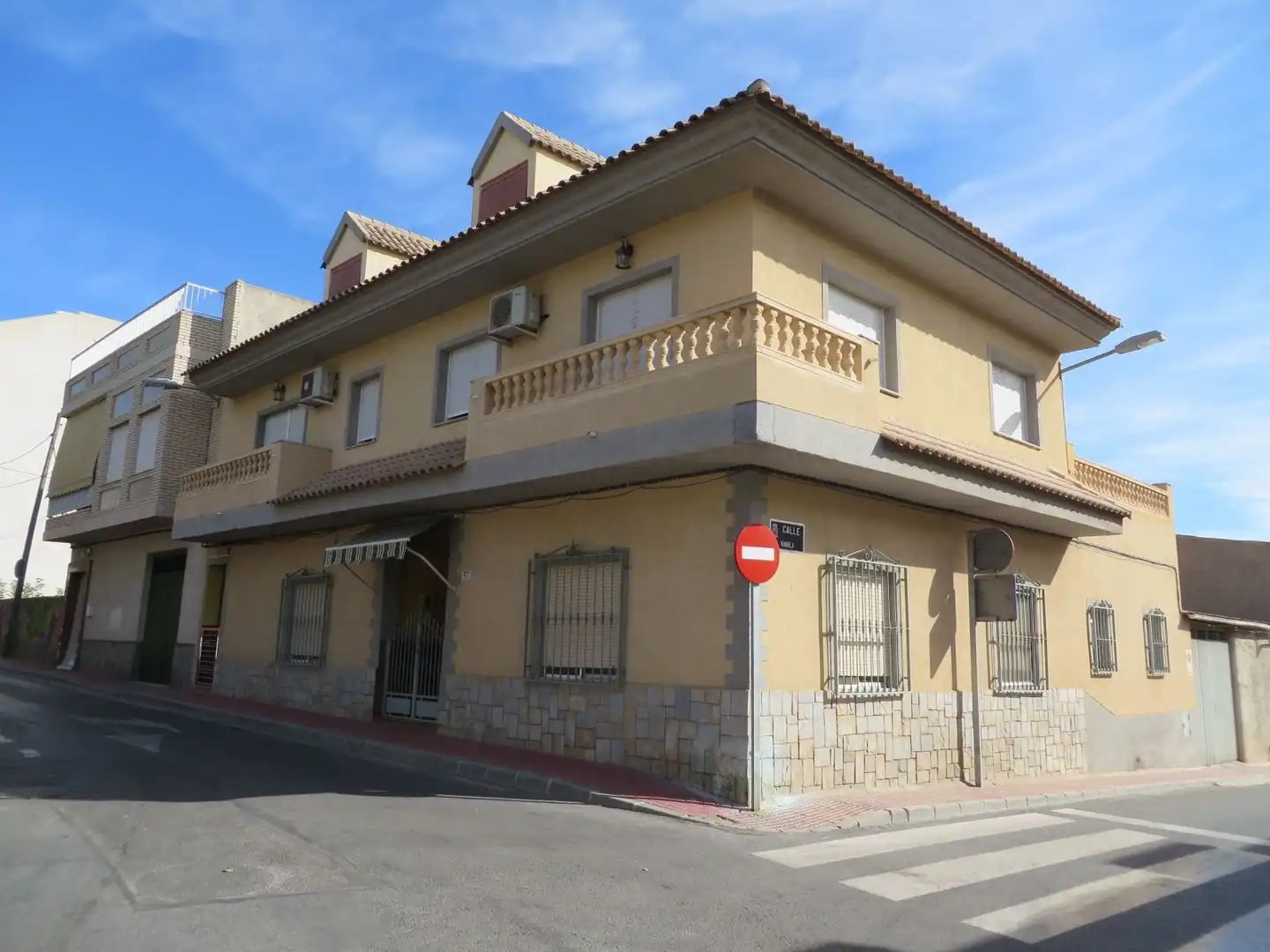 Vista exterior de Piso en venta en Murcia