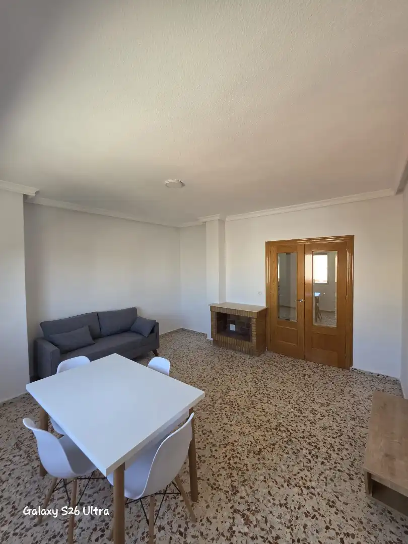 Wohnzimmer von Wohnung zur Miete in La Unión mit Möbliert, Ofen und Waschmaschine