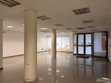 Business premises to rent in Centro