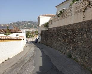 Vista exterior de Casa o xalet de lloguer en Almuñécar amb Aire condicionat, Calefacció i Jardí privat