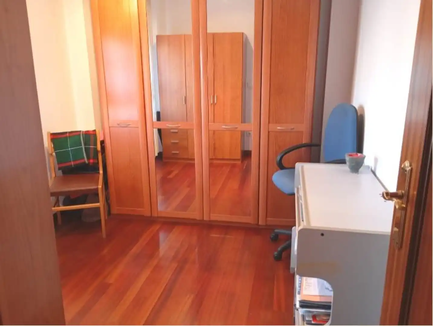 Habitación de Piso en venta en Cartes con Calefacción, Parquet y Terraza