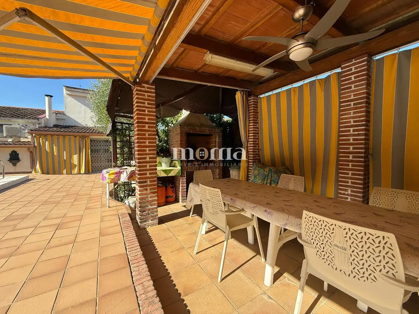 Casa amb piscina en venda a Montornès del Vallès, imagen 8