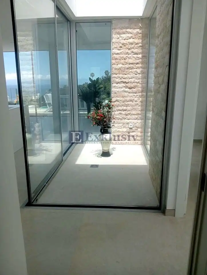 Houses for sale in Adeje  with Air Conditioner, Private garden and Terrace