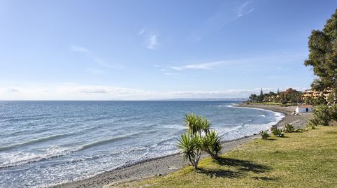 Apartamento de 2 dormitorios en Urbanización exclusiva frente a la playa  Mar Azul, Nueva Milla de Oro, Estepona, imatge 5