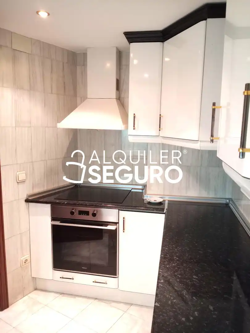 Kitchen of Flat for rent in Valladolid  with Air Conditioner and Heating