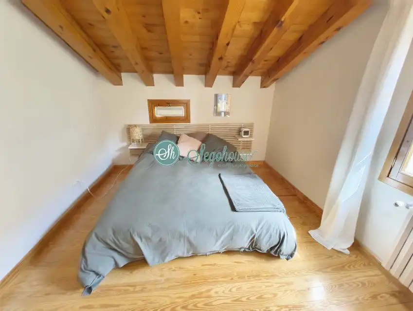 Habitación de Casa o chalet en venta en Palazuelos de Eresma con Calefacción, Terraza y Amueblado