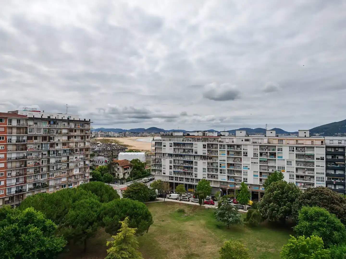 Vista exterior de Piso en venta en Laredo