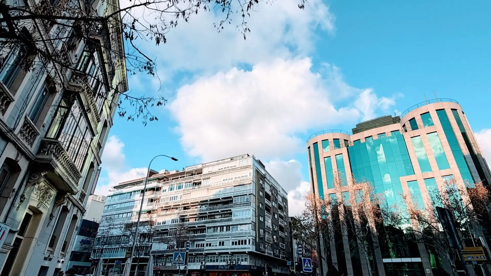Vista exterior de Piso en venta en  Madrid Capital