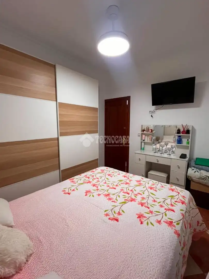 Bedroom of Detached homes for sale in Castilleja de Guzmán  with Air Conditioner and Terrace