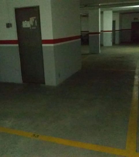 Foto 2 de Garaje de alquiler en Carrer de Jesus Alvarez, 24, Pere Crespí, Alzira