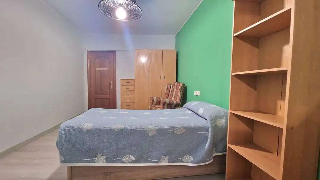 Schlafzimmer von Wohnung zur Miete in Donostia - San Sebastián  mit Heizung und Terrasse