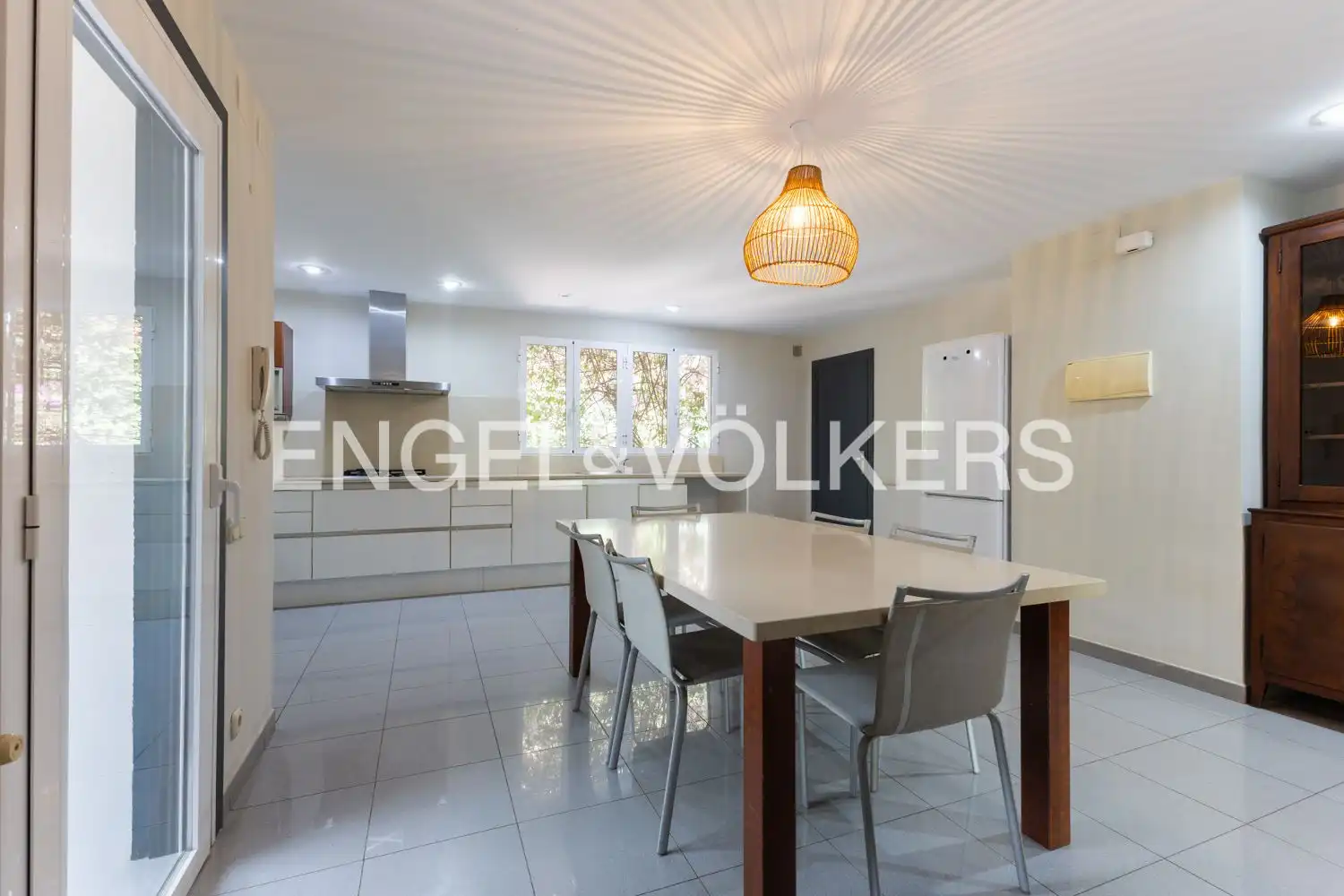 Comedor de Casa o chalet de alquiler en Rocafort con Aire acondicionado, Calefacción y Jardín privado