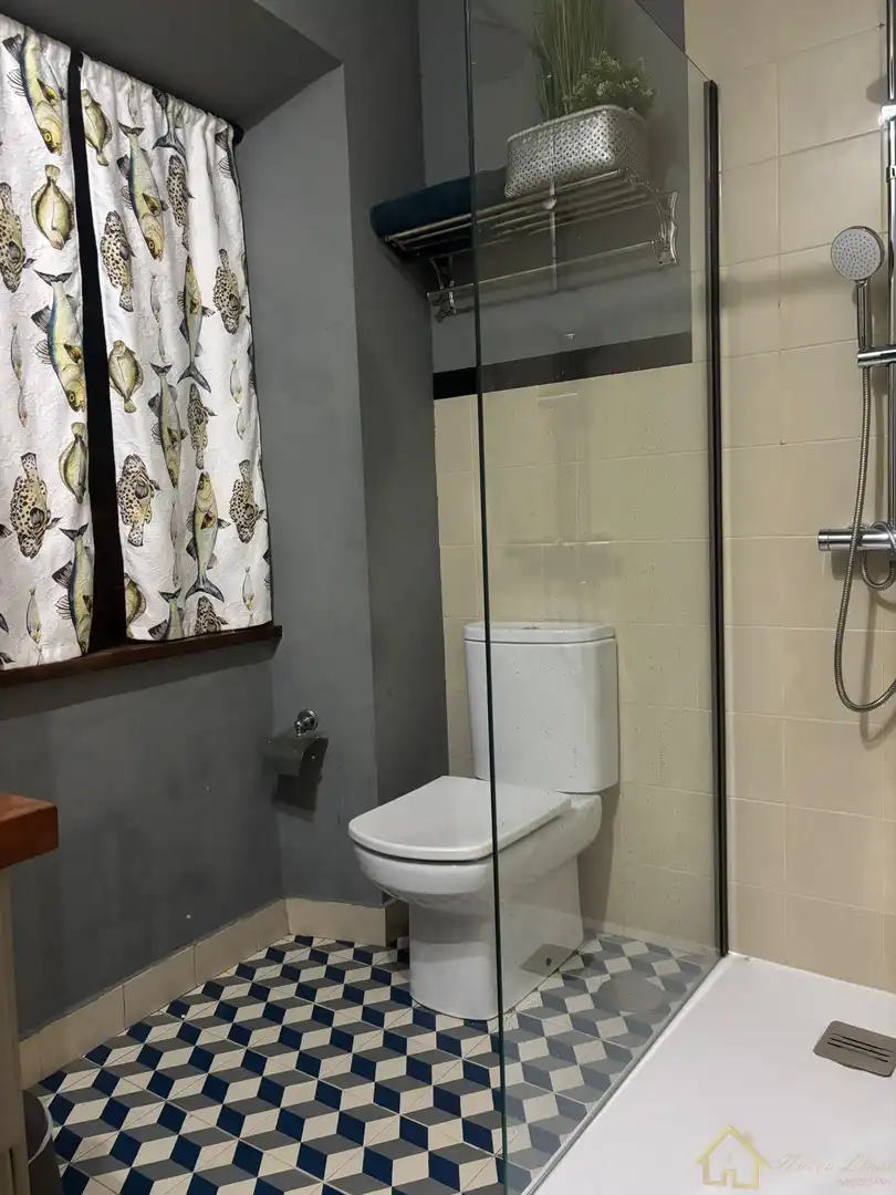 Baño de Casa o chalet en venta en Ribadeo con Calefacción, Trastero y Amueblado