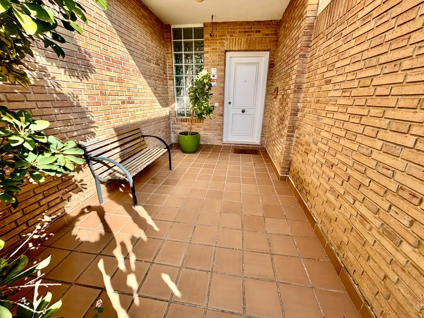 Terraza de Casa adosada en venta en Sant Joan d'Alacant con Aire acondicionado, Calefacción y Jardín privado