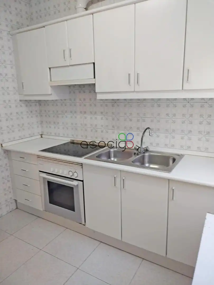 Cocina de Piso en venta en Yunquera de Henares con Calefacción y Terraza