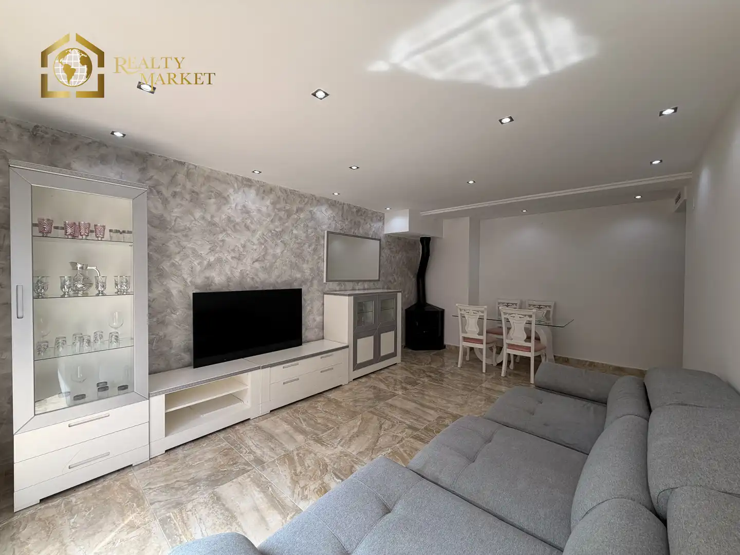 Living room of Flat for sale in Valencia  with Private garden, Furnished and Washing machine