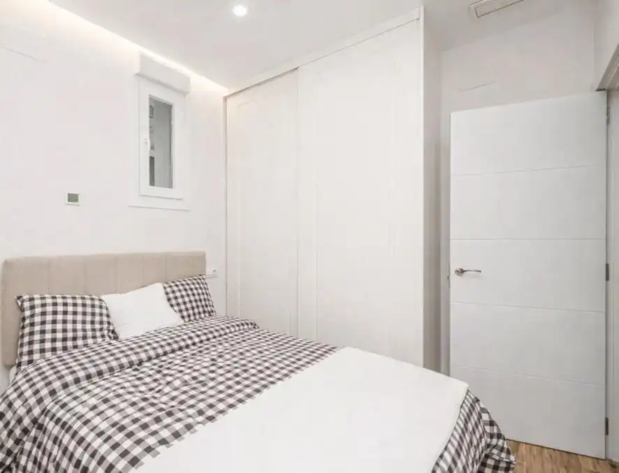 Habitación de Piso en venta en Madrid