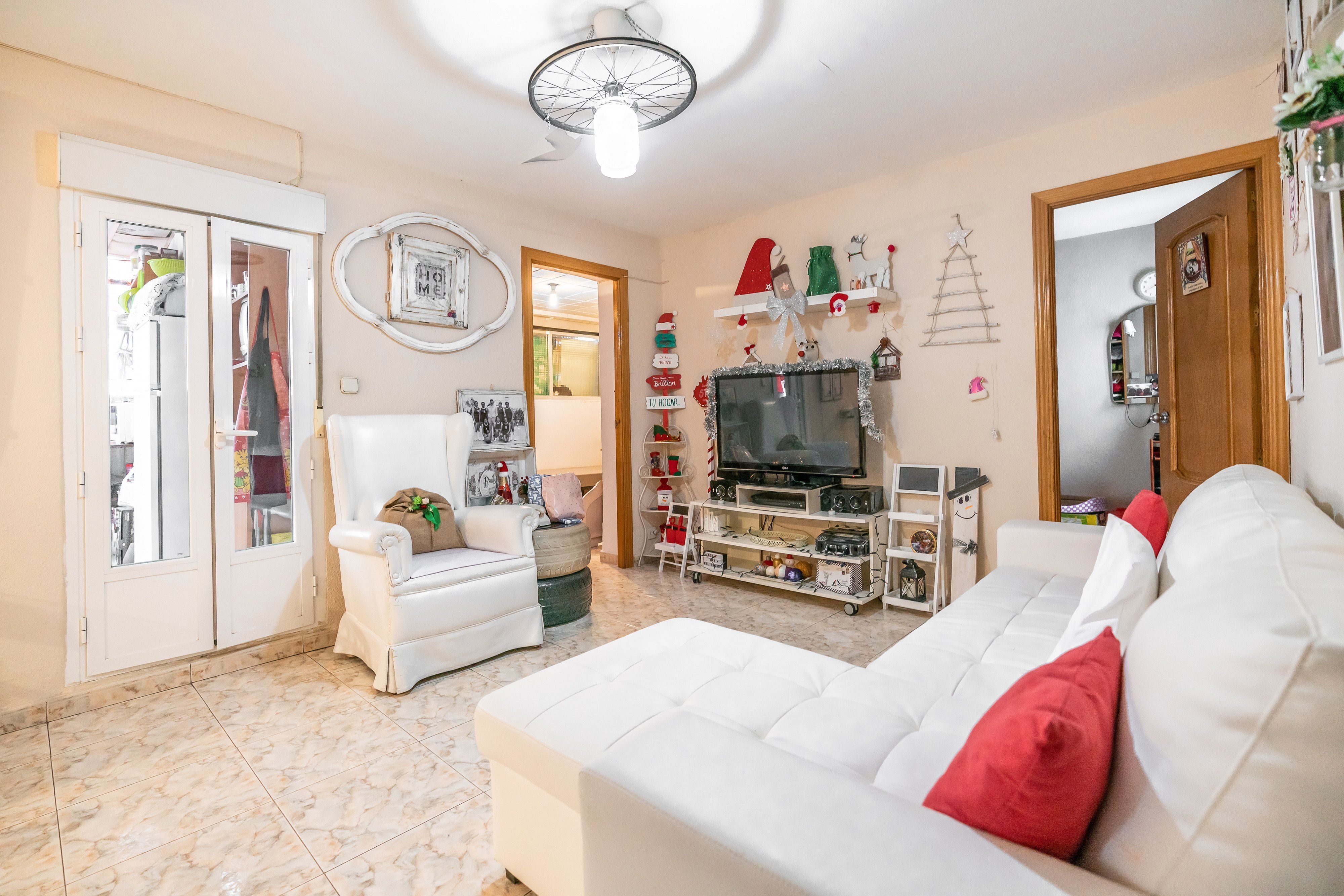 Sala d'estar de Àtic en venda en  Madrid Capital amb Terrassa