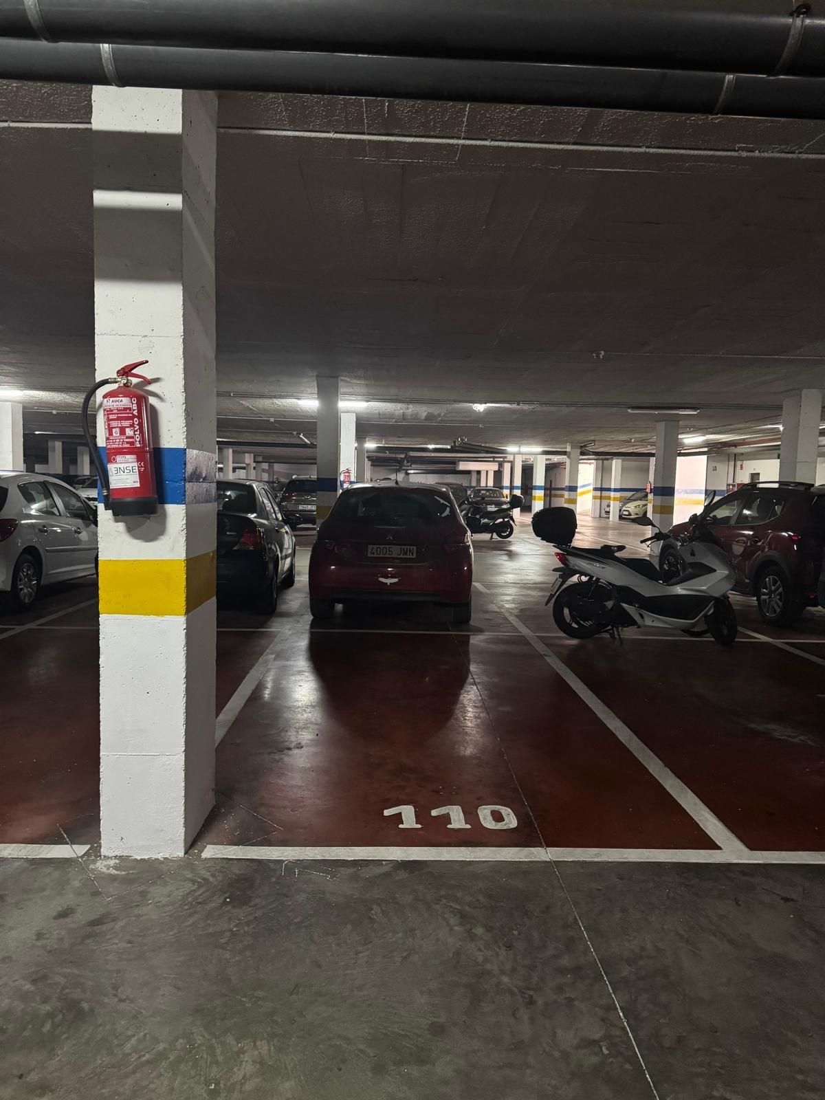 Aparcament de Garatge en venda en  Cádiz Capital