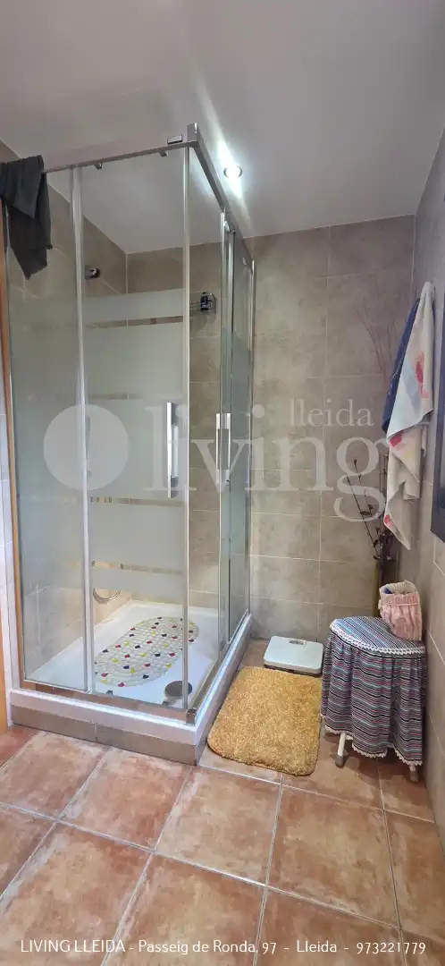 Bathroom of Flat for sale in Maials  with Storage room, Furnished and Balcony