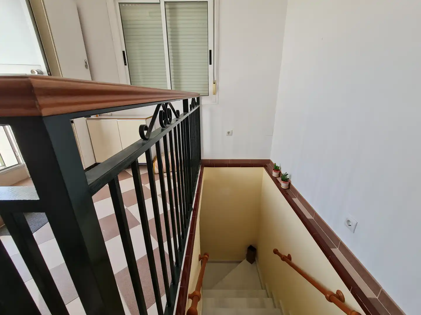 Houses for sale in Camas  with Air Conditioner, Terrace and Storage room