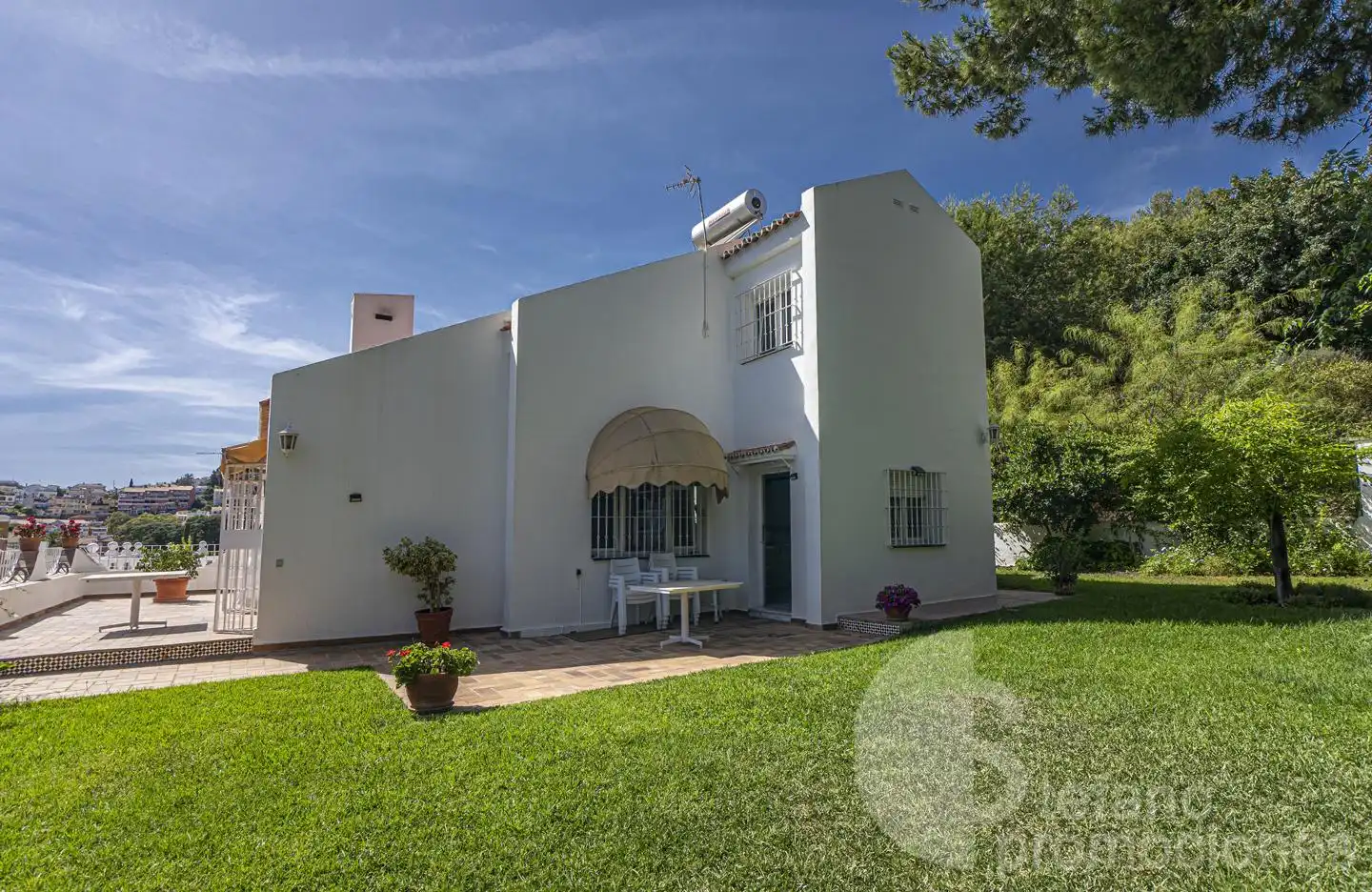 Exterior view of Detached homes for sale in Málaga  with Air Conditioner, Private garden and Terrace