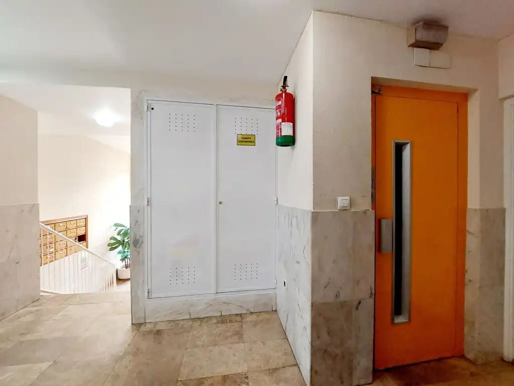 Oficina amb ascensor en venda a Santa Marina, imagen 11