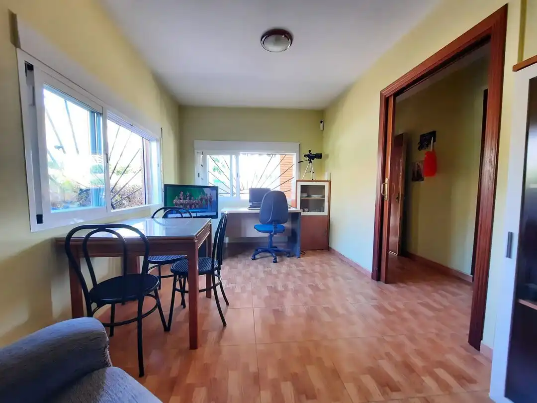 Sala de estar de Casa o chalet en venta en Escalona con Calefacción, Jardín privado y Trastero