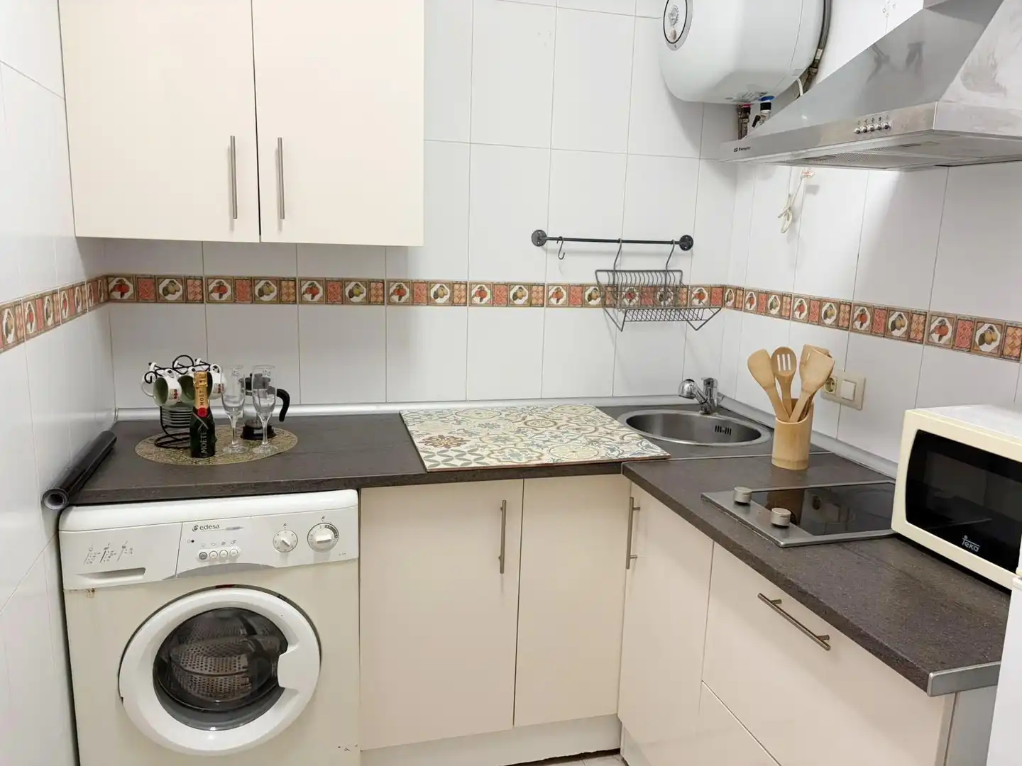 Kitchen of Ground floor for sale in Roquetas de Mar  with Furnished