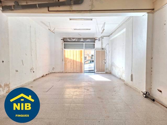 Local comercial en Venta en Carrer de Simancas en Les Roquetes