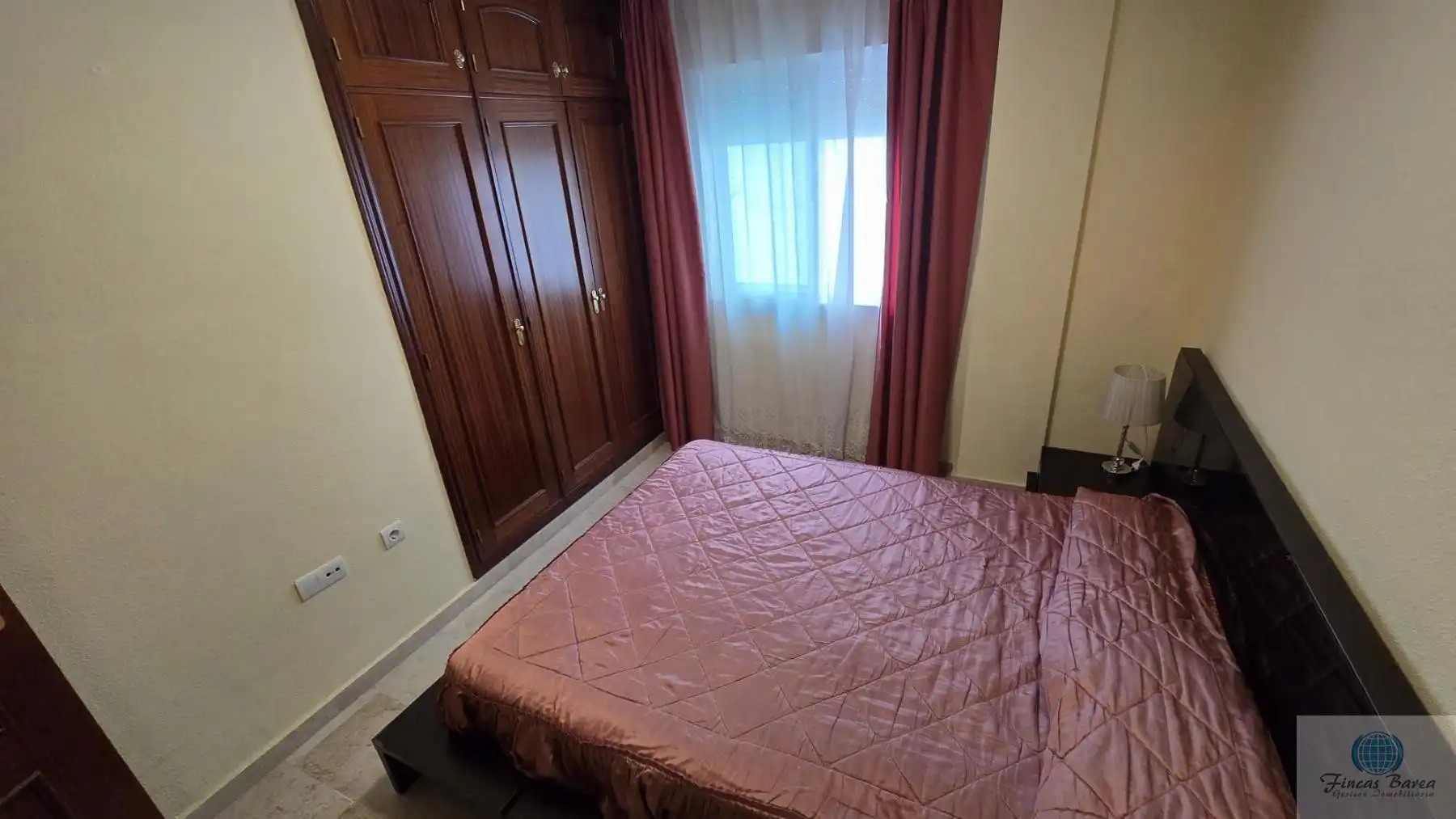 Bedroom of Flat for sale in Fuengirola  with Air Conditioner, Terrace and Community pool