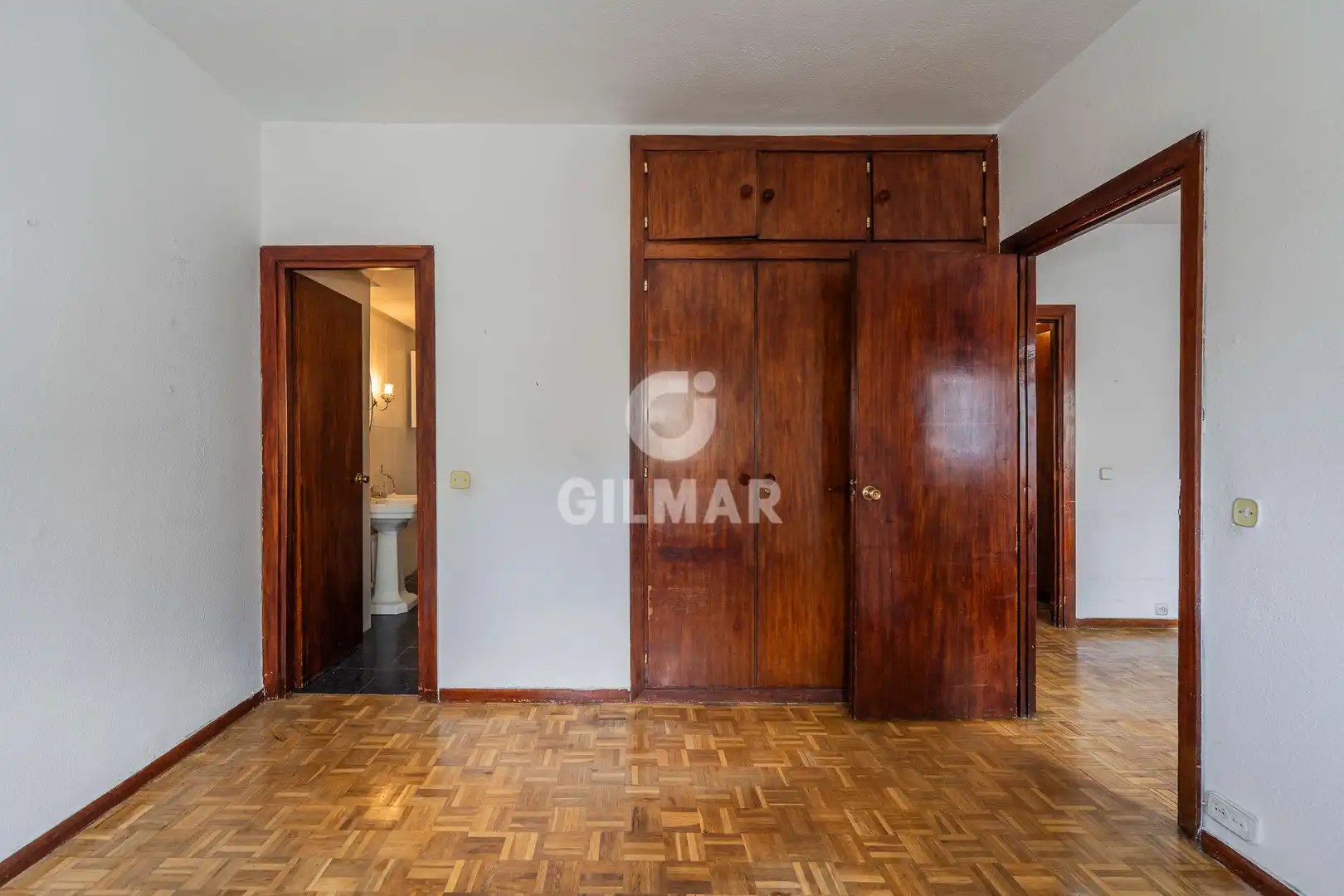 Habitación de Apartamento en venta en Madrid con Calefacción