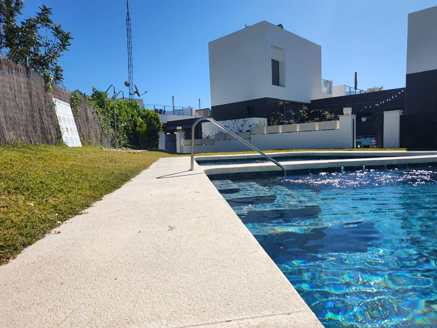House with pool for sale in Calle Paso de Calais 13, imagen 8
