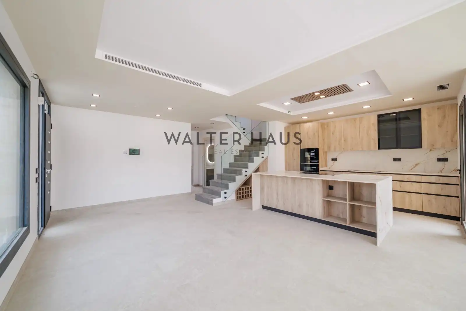 Adosado con terraza en venta en Carrer de la Selva, imagen 4