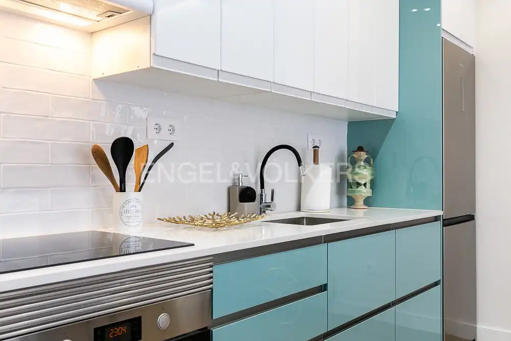 Kitchen of Flat for rent in Valencia  with Air Conditioner, Heating and Furnished