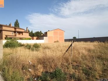 Terreno residencial en venta en Calle Calle de Pilar Bayona 10