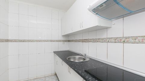 Foto 2 de Piso en venta en Carrer de Calderón de la Barca, 103, La Salut, Badalona