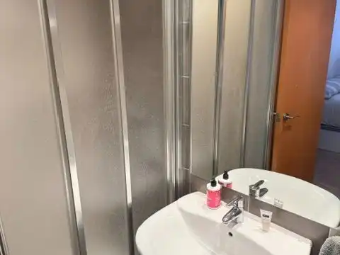 Badezimmer von Wohnung zur Miete in Mislata mit Klimaanlage, Möbliert und Ofen