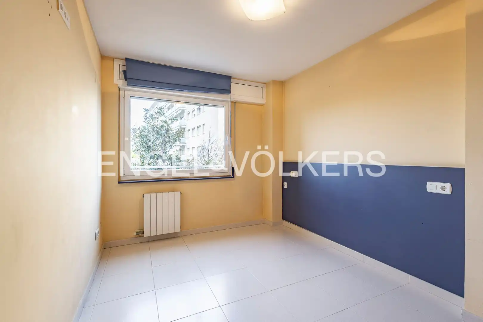 Bedroom of Flat for sale in Sant Joan Despí  with Air Conditioner, Heating and Terrace