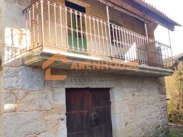 Casa amb balcó en venda a Vilamarín