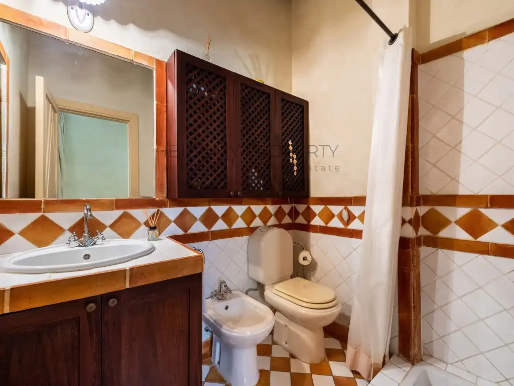Baño de Ático en venta en Eivissa con Aire acondicionado, Terraza y Amueblado