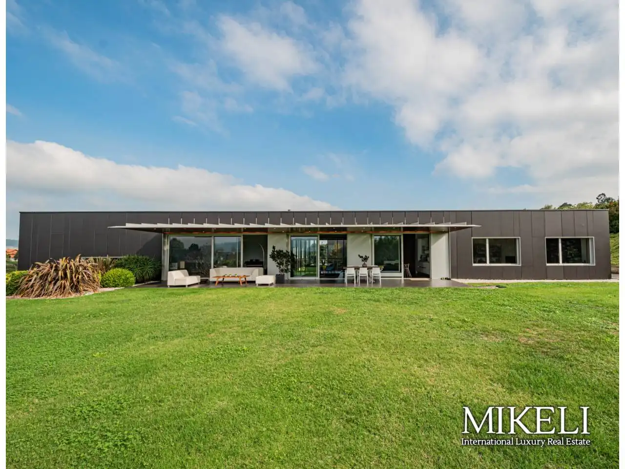 Vista exterior de Casa o chalet en venta en Yátova, Valencia